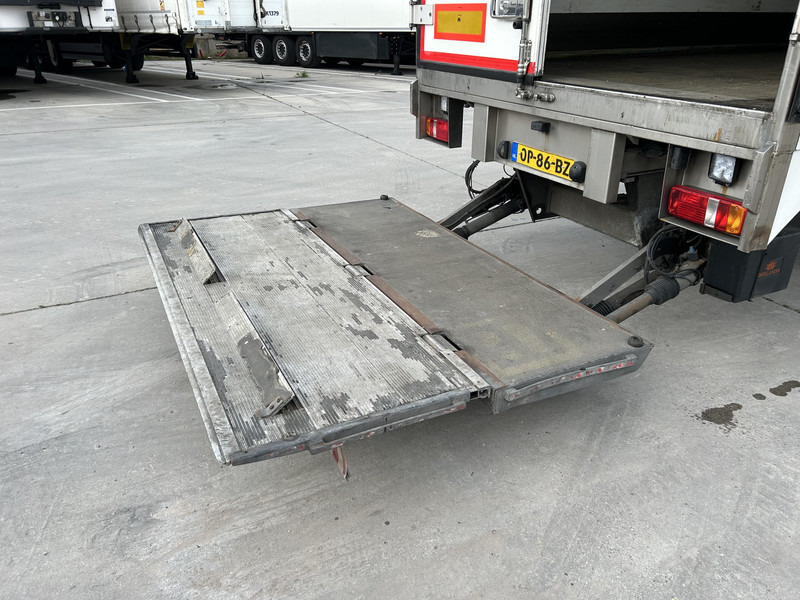 H.T.F HZO 42 / Thermo King SLXe 300 / Stuuras / Loadlift / APK TUV 05-26 - Рефрижератор напівпричіп: фото 5 H.T.F HZO 42 / Thermo King SLXe 300 / Stuuras / Loadlift / APK TUV 05-26 - Рефрижератор напівпричіп: фото 5