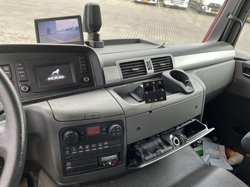 MAN TGM 18.250 / 18 Ton / 560 dkm / New Tacho V2 / Box / Loadlift / APK TUV 12-25 - Вантажівка з закритим кузовом: фото 5 MAN TGM 18.250 / 18 Ton / 560 dkm / New Tacho V2 / Box / Loadlift / APK TUV 12-25 - Вантажівка з закритим кузовом: фото 5