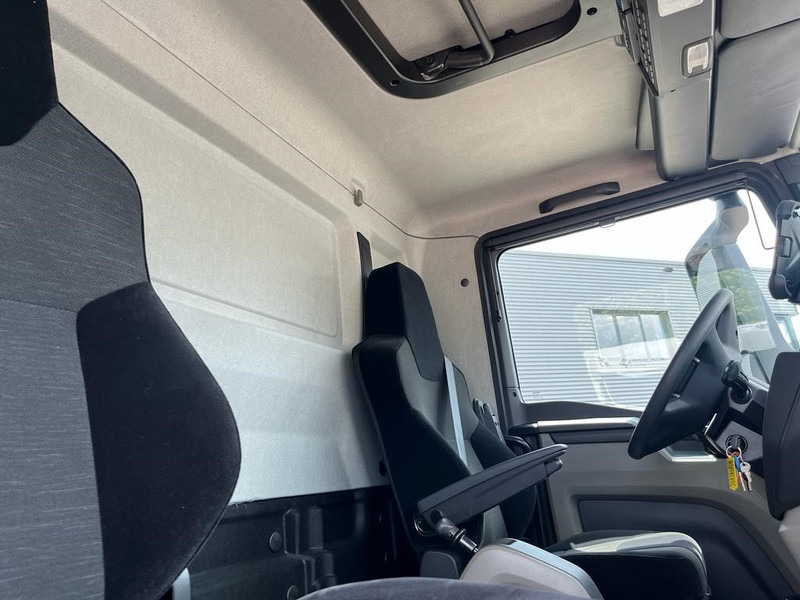 MAN TGM 18.250 / Carrier Koeler -30 gr / Chereau Frigobox / Laadklep / APK 06-26 - Рефрижератор вантажівка: фото 5 MAN TGM 18.250 / Carrier Koeler -30 gr / Chereau Frigobox / Laadklep / APK 06-26 - Рефрижератор вантажівка: фото 5