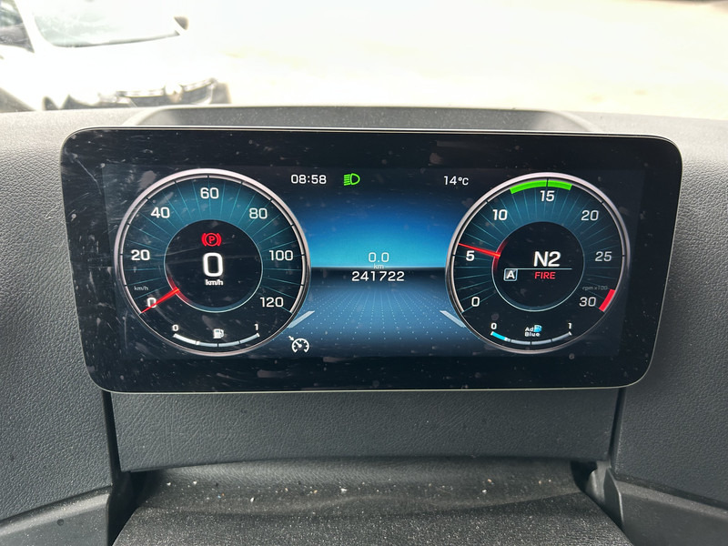 Mercedes-Benz Actros 2124 / Carrier Koeler -30 gr / Cheraeu / Laadklep / APK 11-26 - Рефрижератор вантажівка: фото 4 Mercedes-Benz Actros 2124 / Carrier Koeler -30 gr / Cheraeu / Laadklep / APK 11-26 - Рефрижератор вантажівка: фото 4