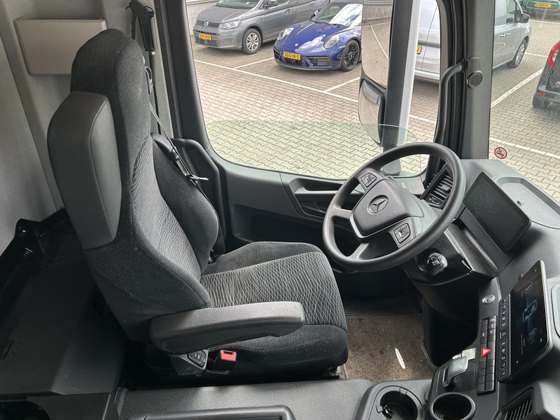 Mercedes-Benz Actros 2124 / Carrier Supra 850 -30 gr / Koeler / Laadklep / APK 03-26 - Рефрижератор вантажівка: фото 3 Mercedes-Benz Actros 2124 / Carrier Supra 850 -30 gr / Koeler / Laadklep / APK 03-26 - Рефрижератор вантажівка: фото 3