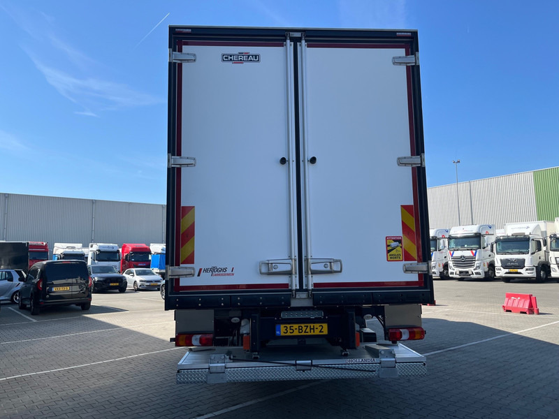 Рефрижератор вантажівка Mercedes-Benz Actros 2124 MULTITEMP / Carrier Koeler / Alleen Te Huur -> 013-7200971: фото 6