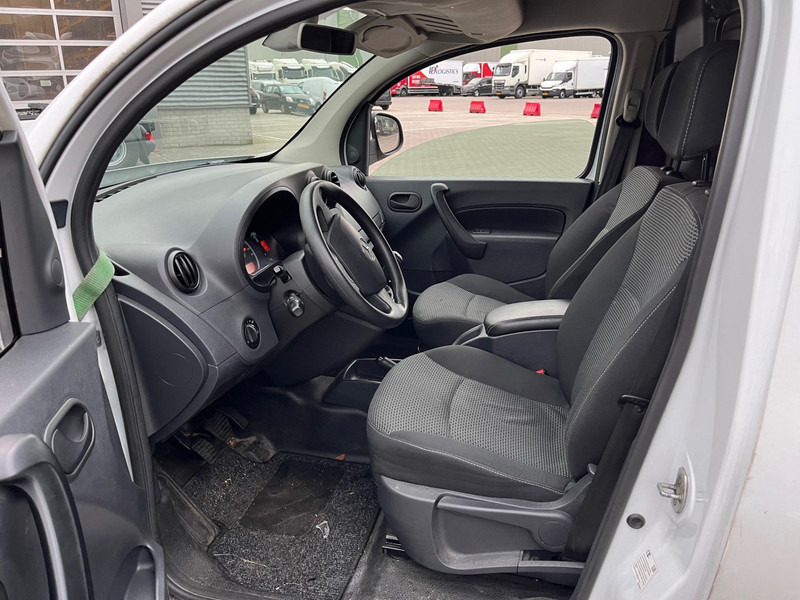 Mercedes-Benz Citan 109 CDI / Extra Lang / UNFALL / DAMAGE - Легковий фургон: фото 5 Mercedes-Benz Citan 109 CDI / Extra Lang / UNFALL / DAMAGE - Легковий фургон: фото 5