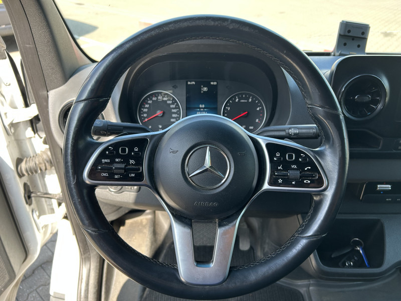 Mercedes-Benz Sprinter 314 2.2 CDI / L4 H2 / Loadlift 650 kg / Navi / APK TUV 01-26 - Суцільнометалевий фургон: фото 3 Mercedes-Benz Sprinter 314 2.2 CDI / L4 H2 / Loadlift 650 kg / Navi / APK TUV 01-26 - Суцільнометалевий фургон: фото 3