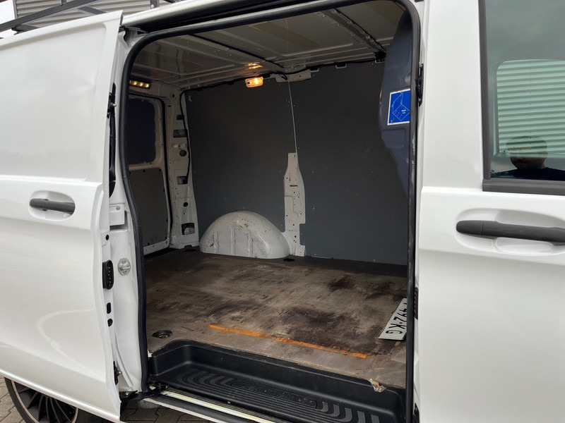 Mercedes-Benz Vito 111 CDI Lang / Business Professional Plus / / Imperial / Towbar / APK-TUV 11-25 - Легковий фургон: фото 4 Mercedes-Benz Vito 111 CDI Lang / Business Professional Plus / / Imperial / Towbar / APK-TUV 11-25 - Легковий фургон: фото 4