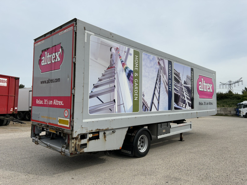 Renders ROC 12.10 City / Curtainside / Loadlift 2000 kg / NL Trailer - Тентований напівпричіп: фото 2 Renders ROC 12.10 City / Curtainside / Loadlift 2000 kg / NL Trailer - Тентований напівпричіп: фото 2