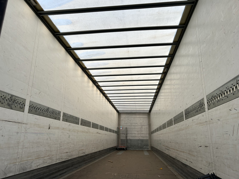 Schmitz Cargobull SCB S2 / Box / Laadklep / Accu Pack / APK TUV 11-26 - Закритий кузов напівпричіп: фото 3 Schmitz Cargobull SCB S2 / Box / Laadklep / Accu Pack / APK TUV 11-26 - Закритий кузов напівпричіп: фото 3