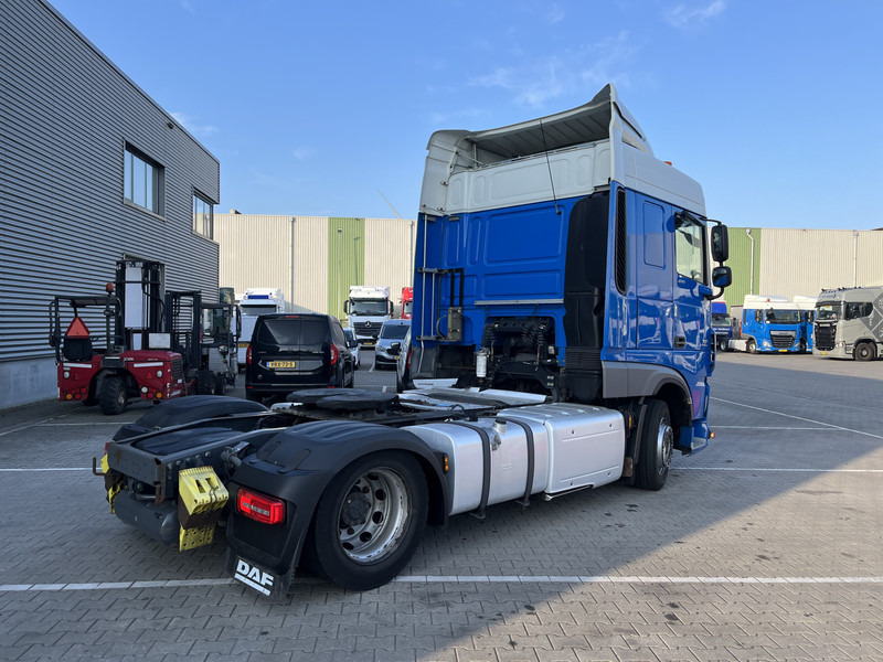 DAF XF 440 FT SC / Mega - Low Deck / 2 Tanks / Stand Klima / New Tacho V2 - Тягач: фото 2 DAF XF 440 FT SC / Mega - Low Deck / 2 Tanks / Stand Klima / New Tacho V2 - Тягач: фото 2