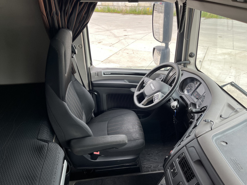 DAF XF 480 FTP Space Cab / 6x2 / Stand klima / APK TUV 10-25 - Тягач: фото 3 DAF XF 480 FTP Space Cab / 6x2 / Stand klima / APK TUV 10-25 - Тягач: фото 3