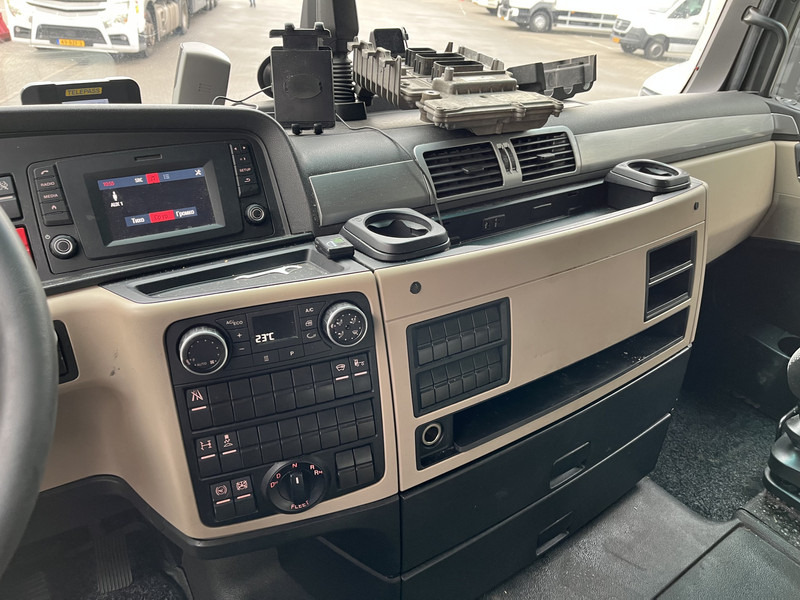 MAN TGX 18.460 XXL / Motor Defect -> Not Running / Retarder / 645 dkm / 2 Tanks - Тягач: фото 5 MAN TGX 18.460 XXL / Motor Defect -> Not Running / Retarder / 645 dkm / 2 Tanks - Тягач: фото 5