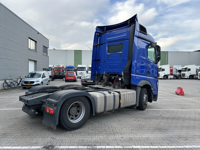 Mercedes-Benz Actros 1842 StreamSpace / 939 dkm / 2 Tanks / NL Truck - Тягач: фото 2 Mercedes-Benz Actros 1842 StreamSpace / 939 dkm / 2 Tanks / NL Truck - Тягач: фото 2