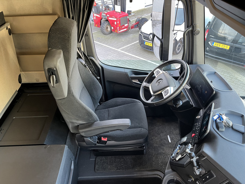 Mercedes-Benz Actros L 1845 Gigaspace / 2 Tanks / Stand Klima / APK 04-26 - Тягач: фото 3 Mercedes-Benz Actros L 1845 Gigaspace / 2 Tanks / Stand Klima / APK 04-26 - Тягач: фото 3