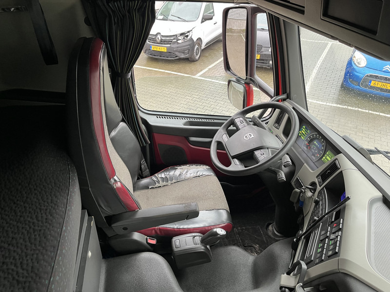Volvo FM 410 Globetrotter / 814 dkm / VEB+ / Smart Tacho V2 / NL Truck - Тягач: фото 3 Volvo FM 410 Globetrotter / 814 dkm / VEB+ / Smart Tacho V2 / NL Truck - Тягач: фото 3