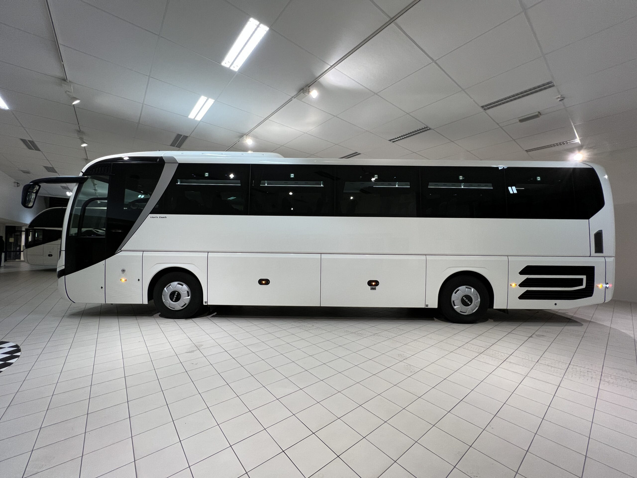 MAN Lions Coach R07 Euro 6E - Туристичний автобус: фото 4 MAN Lions Coach R07 Euro 6E - Туристичний автобус: фото 4