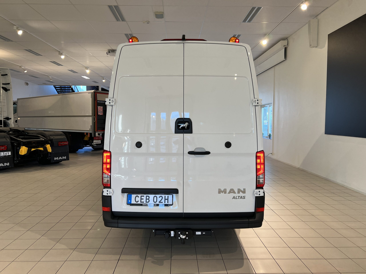 MAN TGE Businessline / VIP - Мікроавтобус, Пасажирський фургон: фото 5 MAN TGE Businessline / VIP - Мікроавтобус, Пасажирський фургон: фото 5