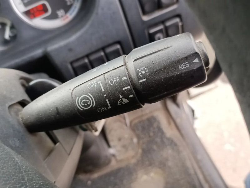 DAF CF 75 - Сміттєвози: фото 4 DAF CF 75 - Сміттєвози: фото 4