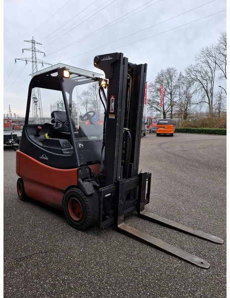 Linde E30/600-02 - Електронавантажувач: фото 4 Linde E30/600-02 - Електронавантажувач: фото 4