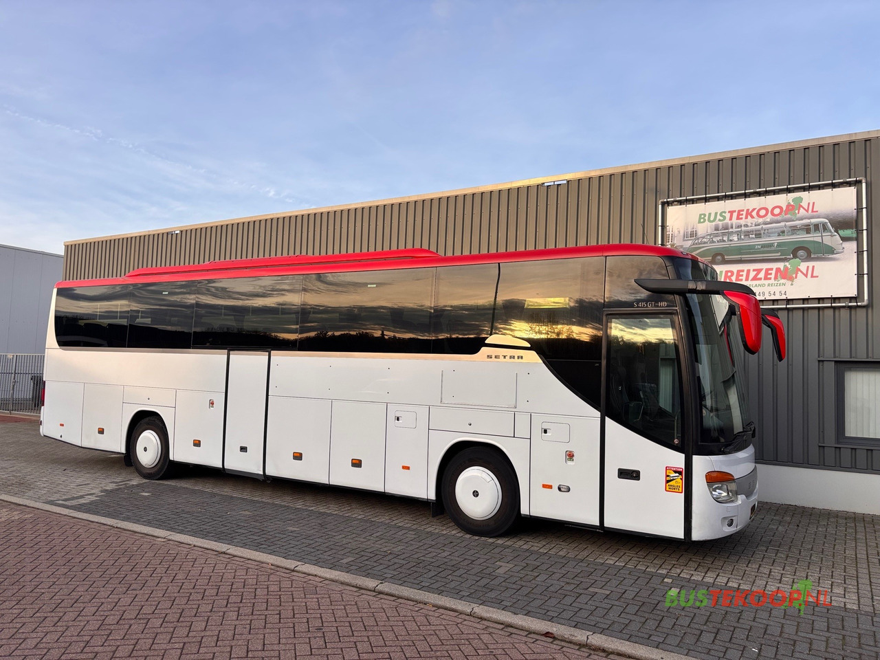 SETRA S 415GT-HD - Туристичний автобус: фото 1 SETRA S 415GT-HD - Туристичний автобус: фото 1
