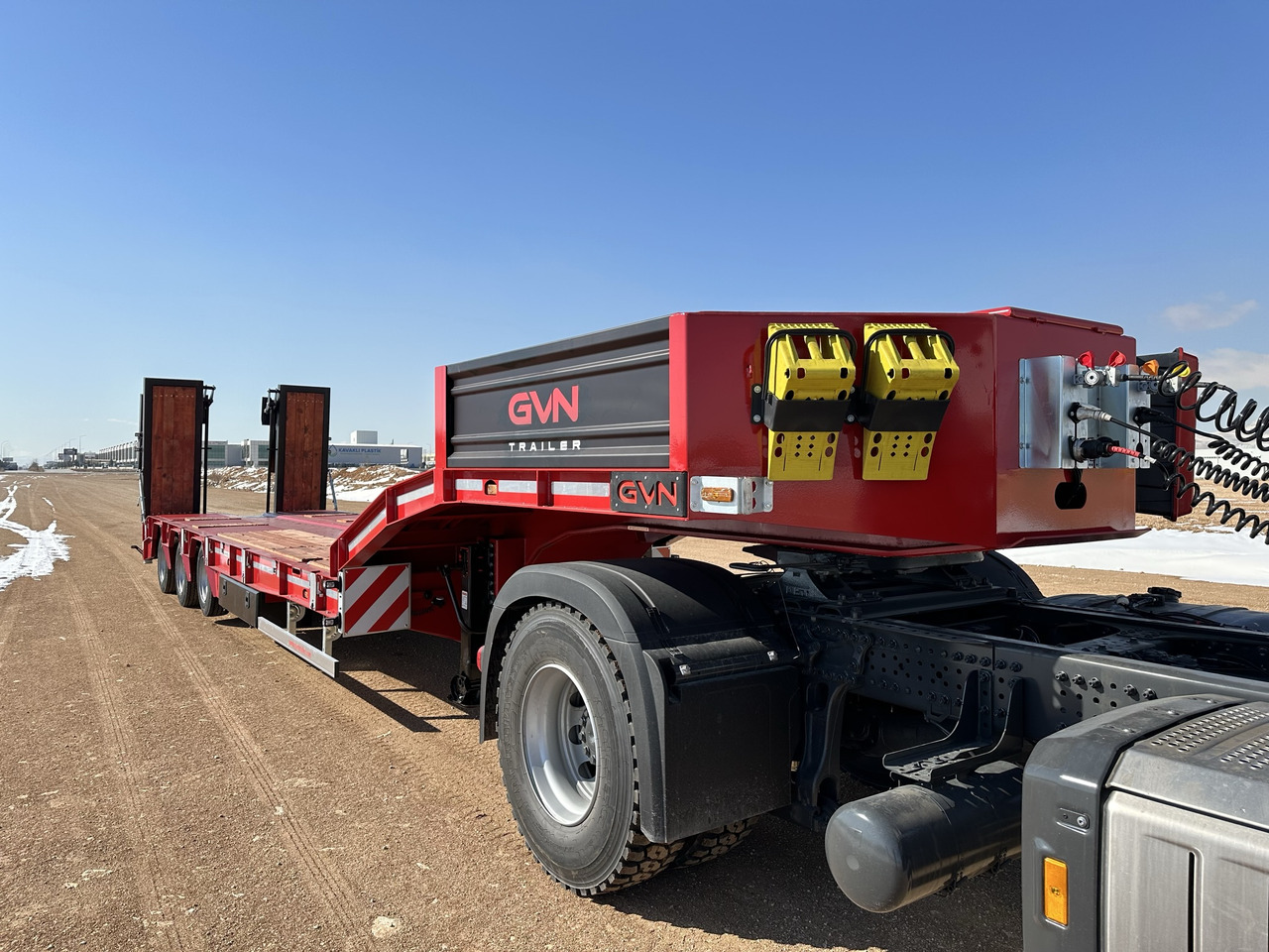 Новий Низькорамна платформа напівпричіп GVN Trailer 3 AXLE LOWBED: фото 42