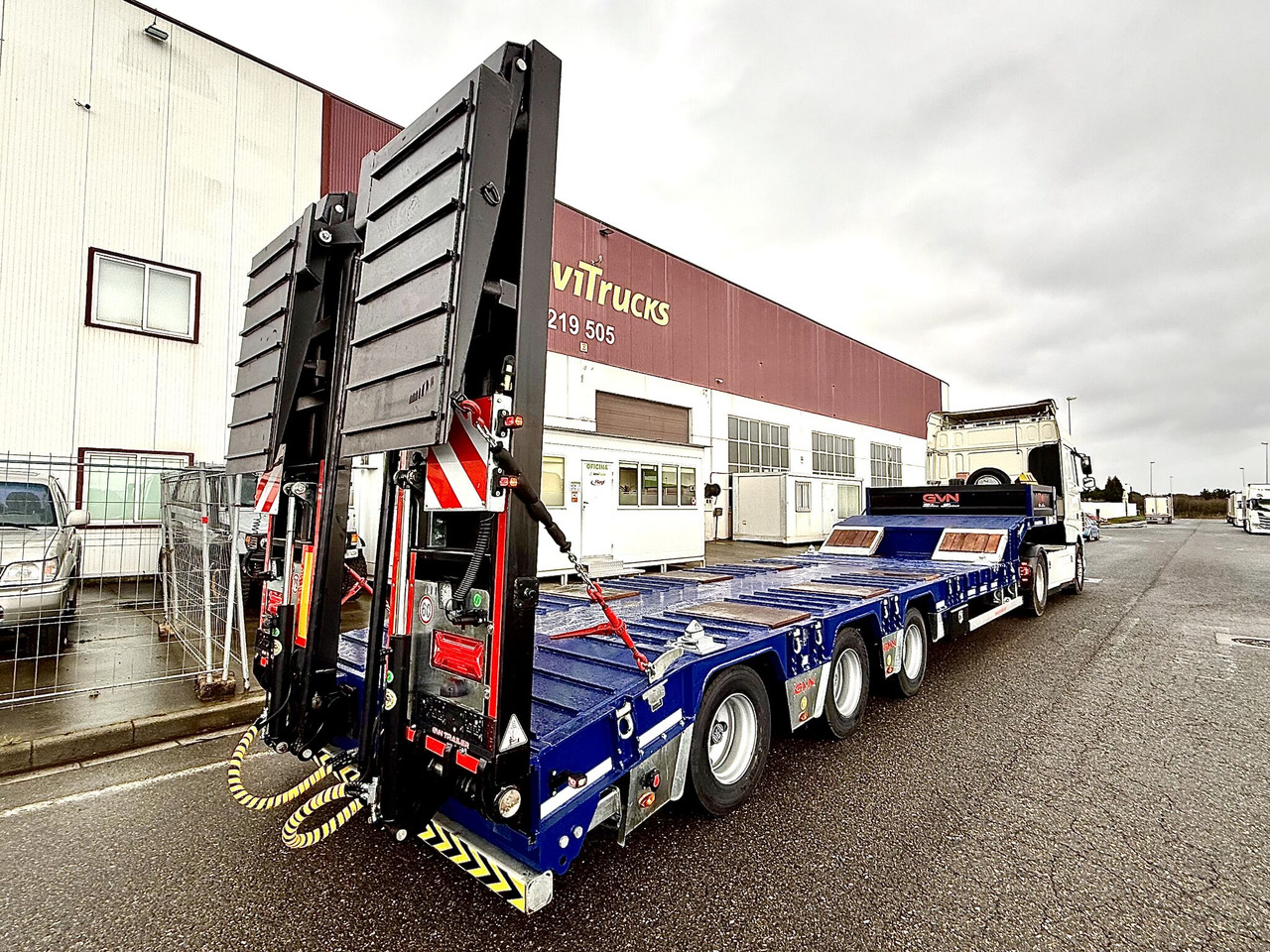Новий Низькорамна платформа напівпричіп GVN Trailer 3 AXLE LOWBED: фото 30