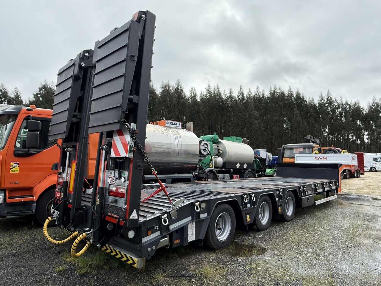 Новий Низькорамна платформа напівпричіп GVN Trailer 3 AXLE LOWBED: фото 27