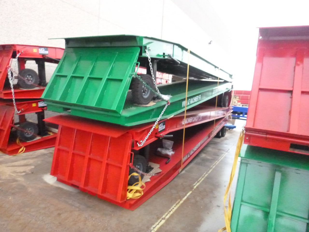 **RENTAL** Large Mobile dock ramp, uncouplable AZ RAMP - KING VERSION, BIG FOOT LLO 20 T - Навантажувальна рампа: фото 5 **RENTAL** Large Mobile dock ramp, uncouplable AZ RAMP - KING VERSION, BIG FOOT LLO 20 T - Навантажувальна рампа: фото 5
