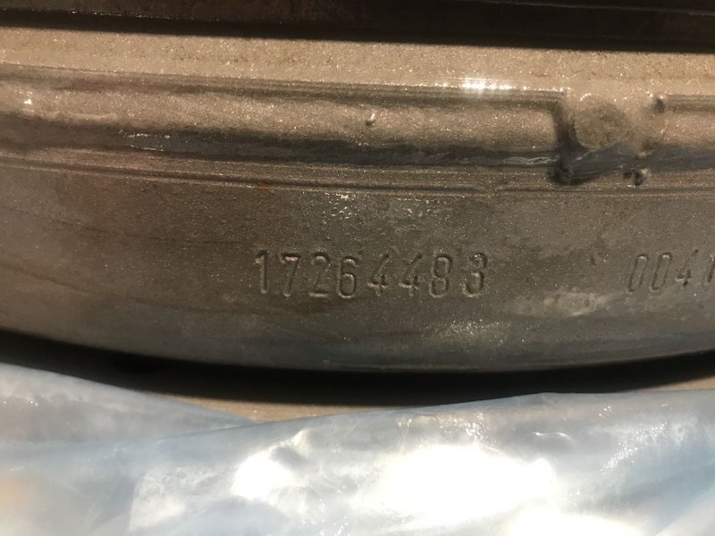 Volvo 11038455 17264483 PT2509 PT2519 22401 22671 22418 22419 - Трансмісія в категорії Шарнірні самоскиди: фото 2 Volvo 11038455 17264483 PT2509 PT2519 22401 22671 22418 22419 - Трансмісія в категорії Шарнірні самоскиди: фото 2