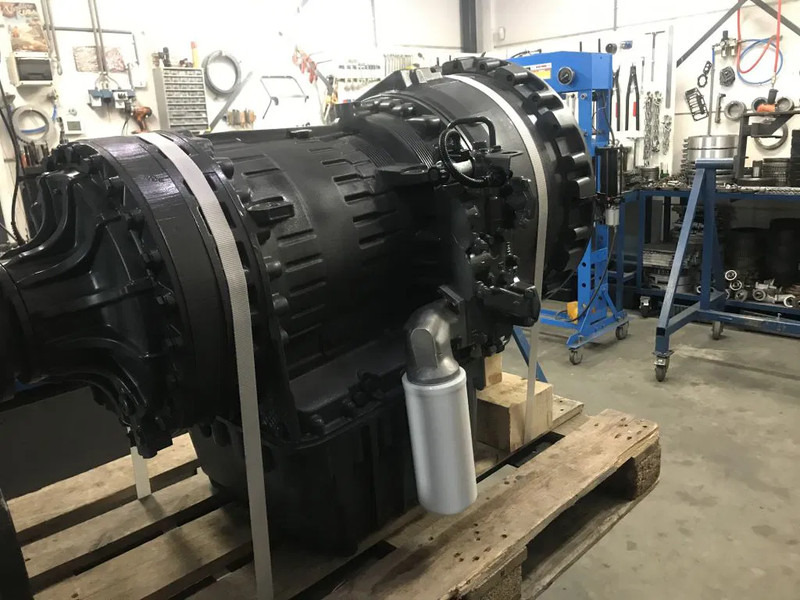 Volvo PT1563 22688 - Коробка передач в категорії Шарнірні самоскиди: фото 3 Volvo PT1563 22688 - Коробка передач в категорії Шарнірні самоскиди: фото 3