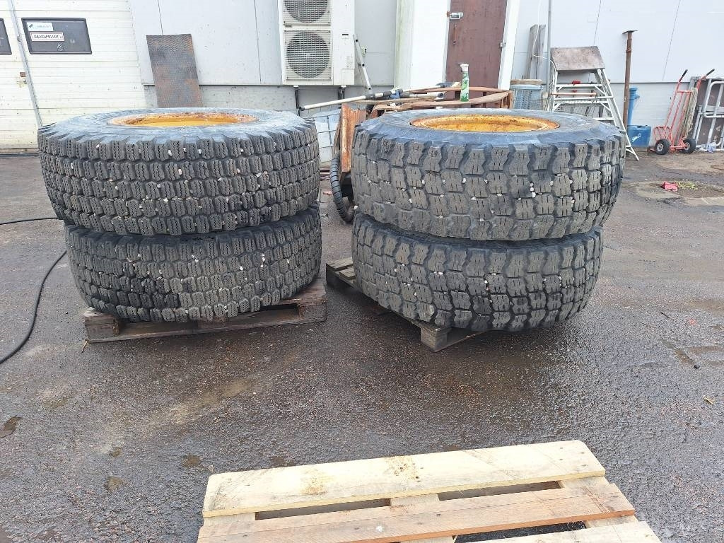 Michelin 17.5R-25 Renkaat 4kpl - Шина в категорії Будівельна техніка: фото 4 Michelin 17.5R-25 Renkaat 4kpl - Шина в категорії Будівельна техніка: фото 4