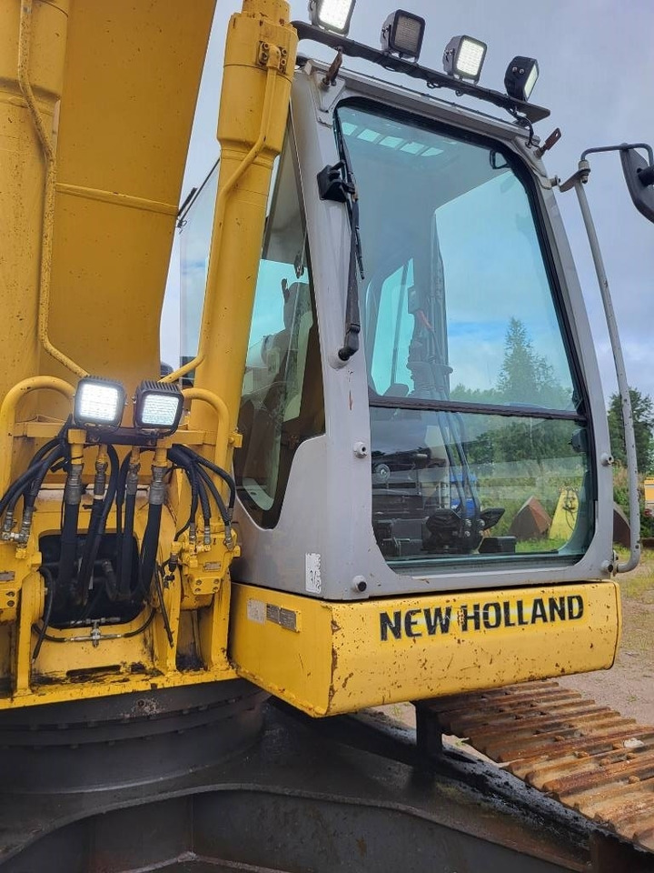 Гусеничний екскаватор New Holland Kobelco E 235 B SR-2: фото 21