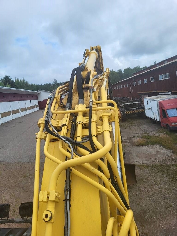 Гусеничний екскаватор New Holland Kobelco E 235 B SR-2: фото 25