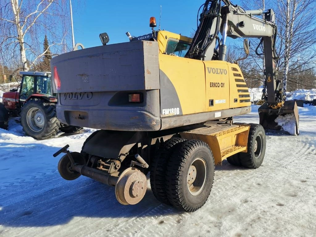 Volvo EW 180 B - Колісний екскаватор: фото 4 Volvo EW 180 B - Колісний екскаватор: фото 4