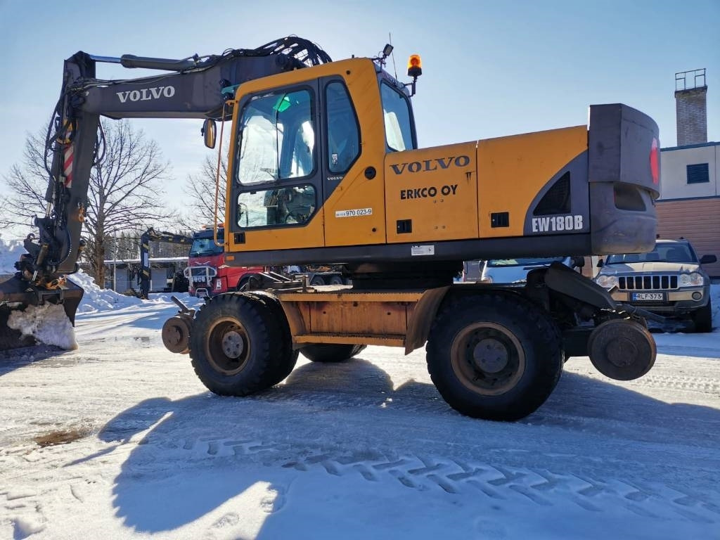 Volvo EW 180 B - Колісний екскаватор: фото 1 Volvo EW 180 B - Колісний екскаватор: фото 1