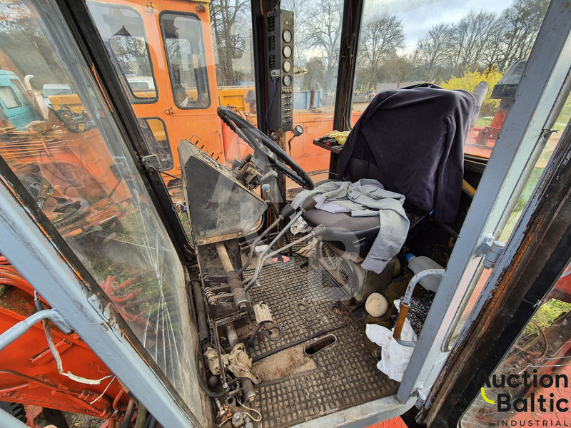 Briansko Arsenalas GS-14.02 - Грейдер: фото 5 Briansko Arsenalas GS-14.02 - Грейдер: фото 5