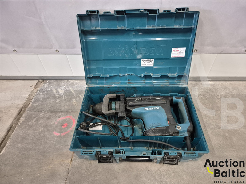 Makita HM1213C - Будівельна техніка: фото 2 Makita HM1213C - Будівельна техніка: фото 2