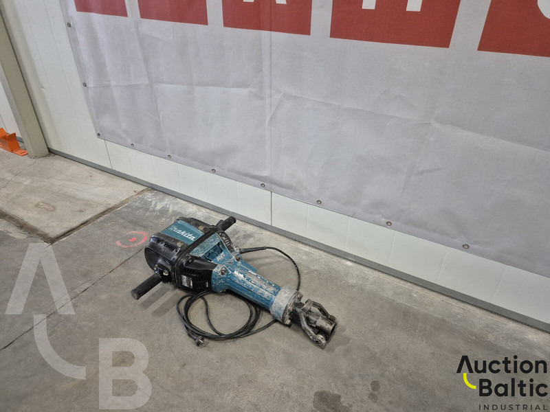 Makita HM1812 - Будівельна техніка: фото 1 Makita HM1812 - Будівельна техніка: фото 1