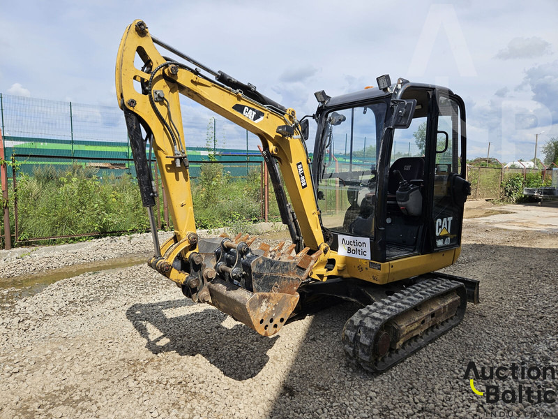 Caterpillar 302.4 D - Міні-екскаватор: фото 1 Caterpillar 302.4 D - Міні-екскаватор: фото 1