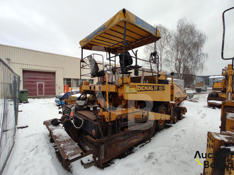 Demag DF 120 P - Асфальтоукладач: фото 3 Demag DF 120 P - Асфальтоукладач: фото 3