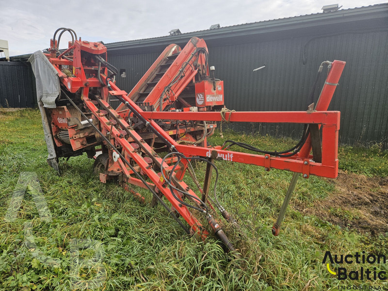 Dewulf P3K - Зернозбиральний комбайн: фото 1 Dewulf P3K - Зернозбиральний комбайн: фото 1