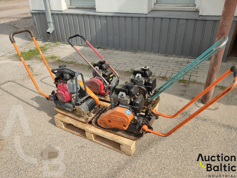Dynapac LF45, Ammann AVP1033 & 2 Belle - Віброплита: фото 1 Dynapac LF45, Ammann AVP1033 & 2 Belle - Віброплита: фото 1