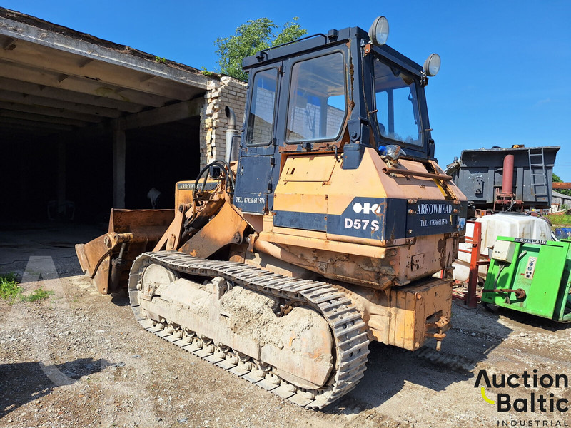 Komatsu D57S-1 - Гусеничний навантажувач: фото 2 Komatsu D57S-1 - Гусеничний навантажувач: фото 2