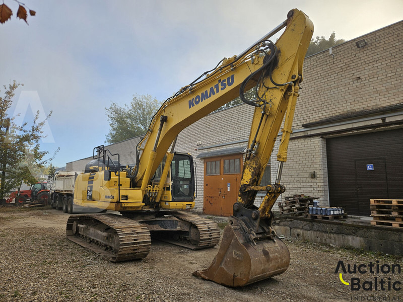 Komatsu PC210LC-11 - Гусеничний екскаватор: фото 2 Komatsu PC210LC-11 - Гусеничний екскаватор: фото 2