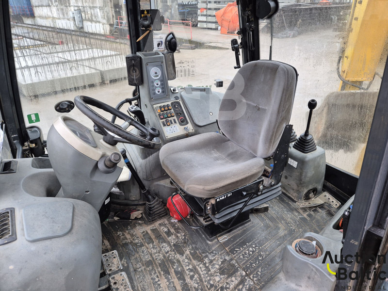 Komatsu WB93S-5 - Екскаватор-навантажувач: фото 5 Komatsu WB93S-5 - Екскаватор-навантажувач: фото 5