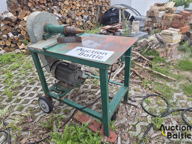 Log Splitter - Дровокол: фото 1 Log Splitter - Дровокол: фото 1