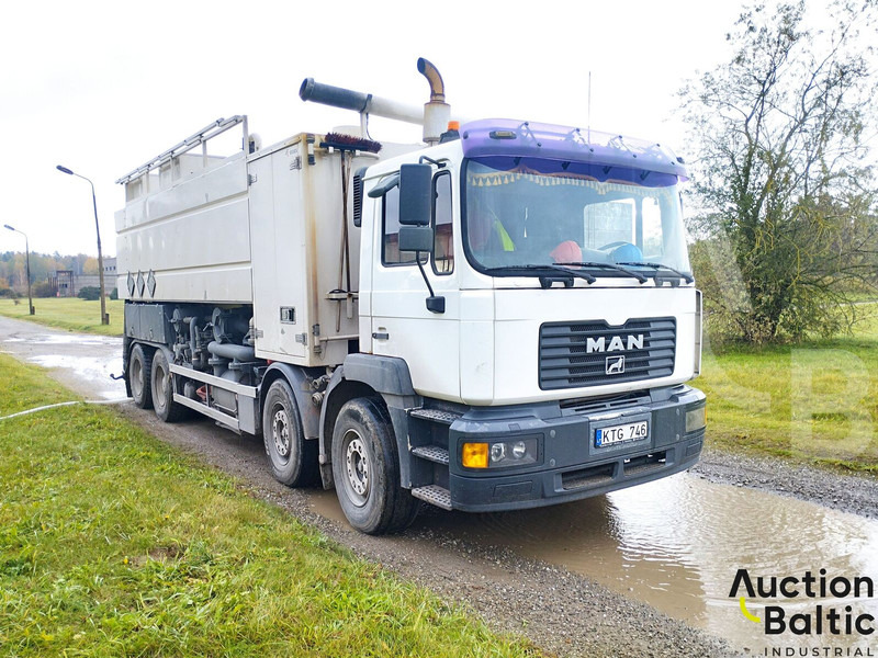 MAN T 46 - Асенізатори: фото 2 MAN T 46 - Асенізатори: фото 2