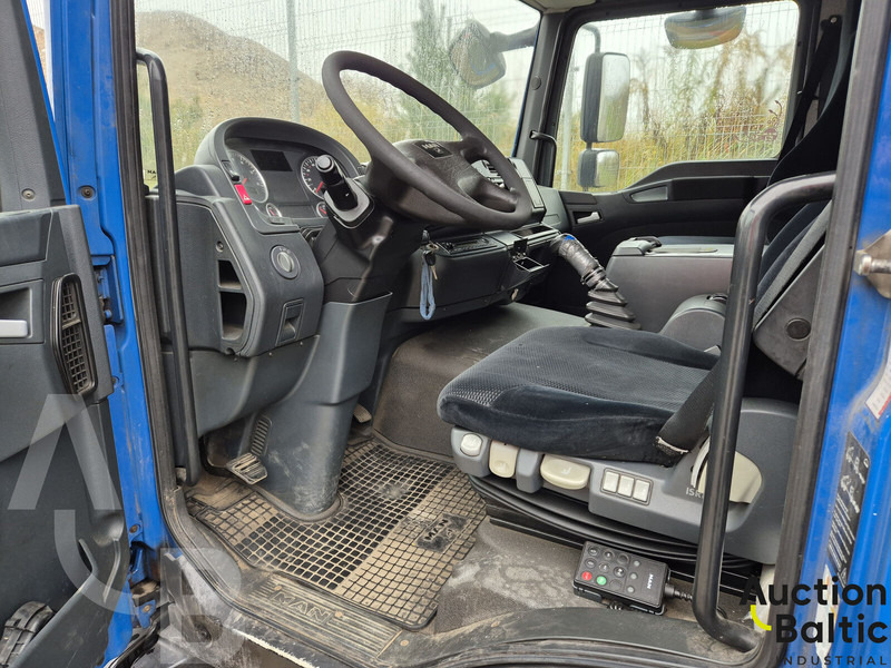 MAN TGL12.220 BL - Вантажівка з закритим кузовом: фото 5 MAN TGL12.220 BL - Вантажівка з закритим кузовом: фото 5