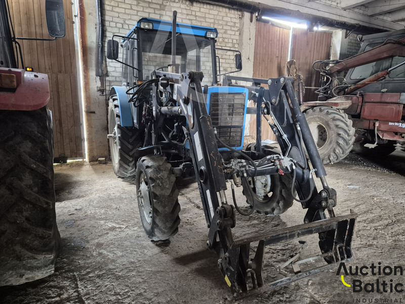 MTZ Belarus MTZ 82 - Трактор: фото 2 MTZ Belarus MTZ 82 - Трактор: фото 2