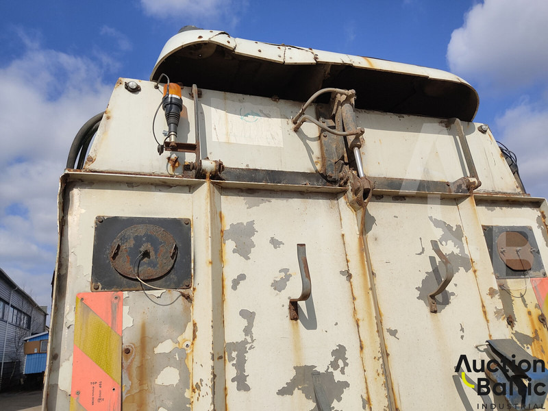 Mercedes-Benz 1517 - Підмітально-прибиральна машина: фото 5 Mercedes-Benz 1517 - Підмітально-прибиральна машина: фото 5