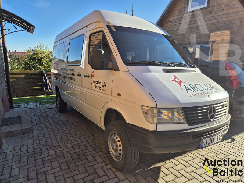 Mercedes-Benz 300-serie 312 D - Суцільнометалевий фургон: фото 2 Mercedes-Benz 300-serie 312 D - Суцільнометалевий фургон: фото 2