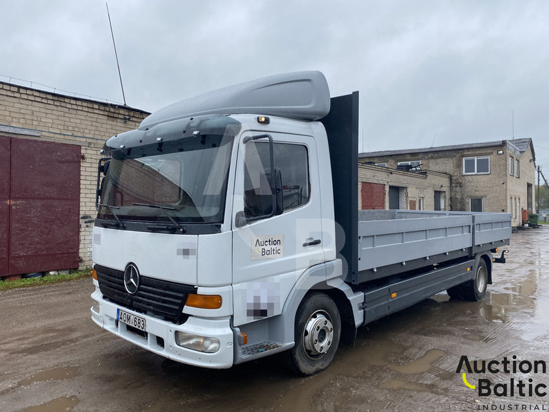 Mercedes-Benz 815 - Бортова вантажівка/ Платформа: фото 1 Mercedes-Benz 815 - Бортова вантажівка/ Платформа: фото 1